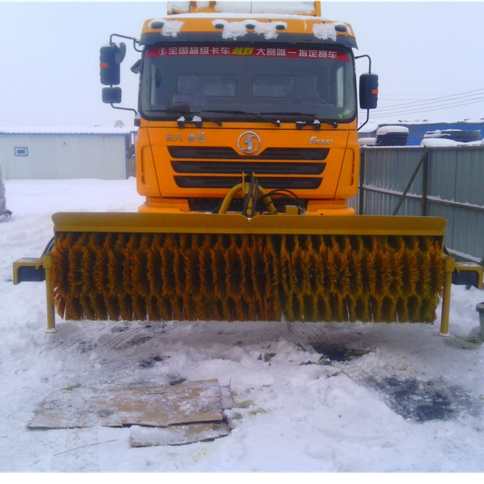 fh万富富华改装扫雪滚刷 车载清雪滚刷 除雪滚刷 改装除雪车